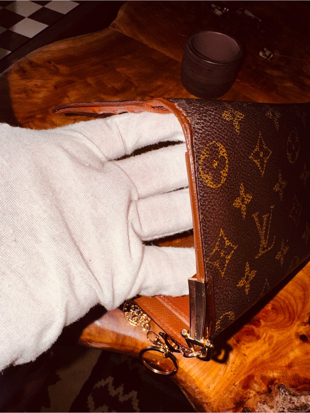Louis Vuitton international trifold wallet vintage converted Crossbody - Picture 13 of 17